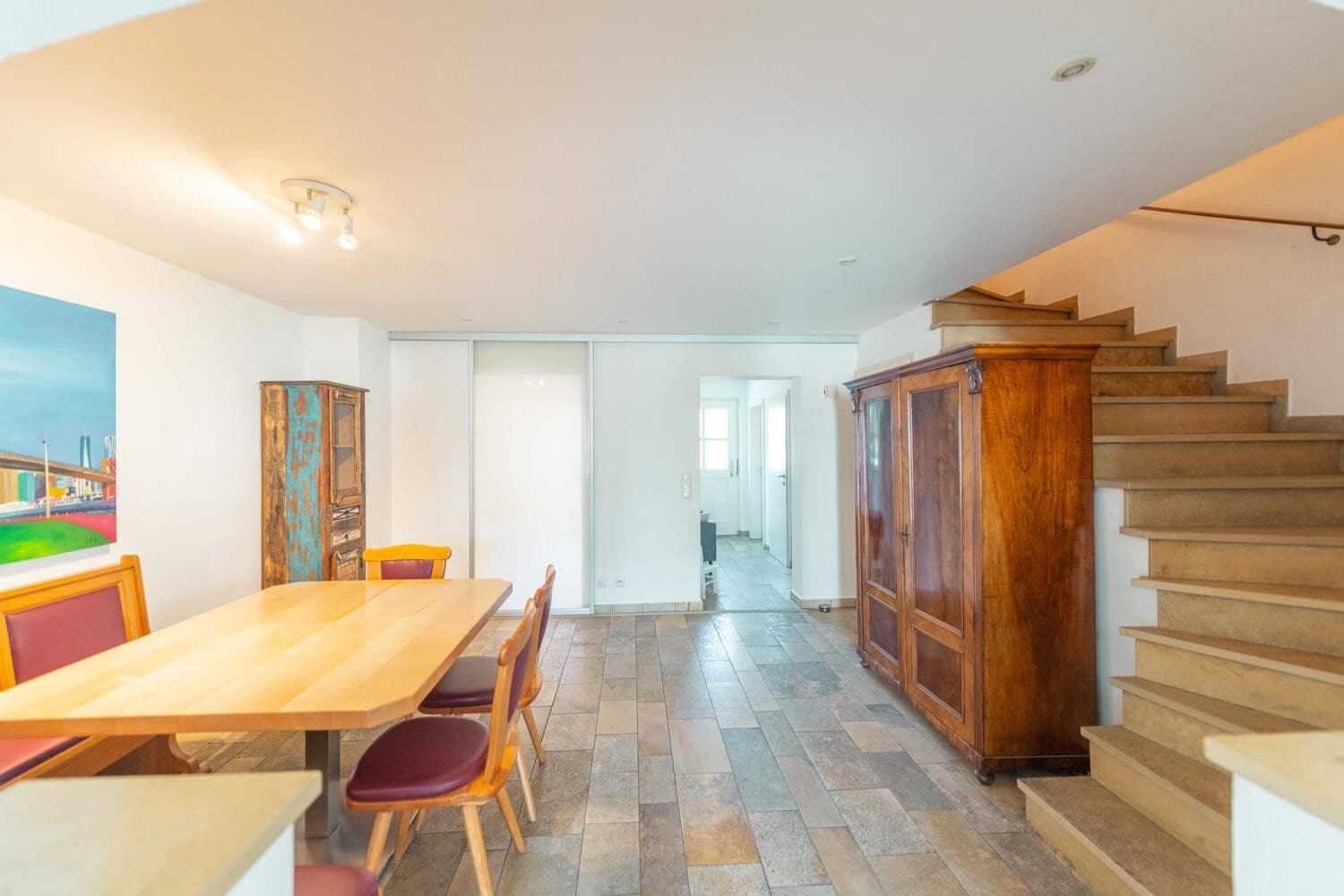 Pronájem domu 130 m², pozemek 151 m², Neumarkt in der Oberpfalz, Bavorsko Pronájem domu 130 m², pozemek 151 m², Neumarkt in der Oberpfalz, Bavorsko