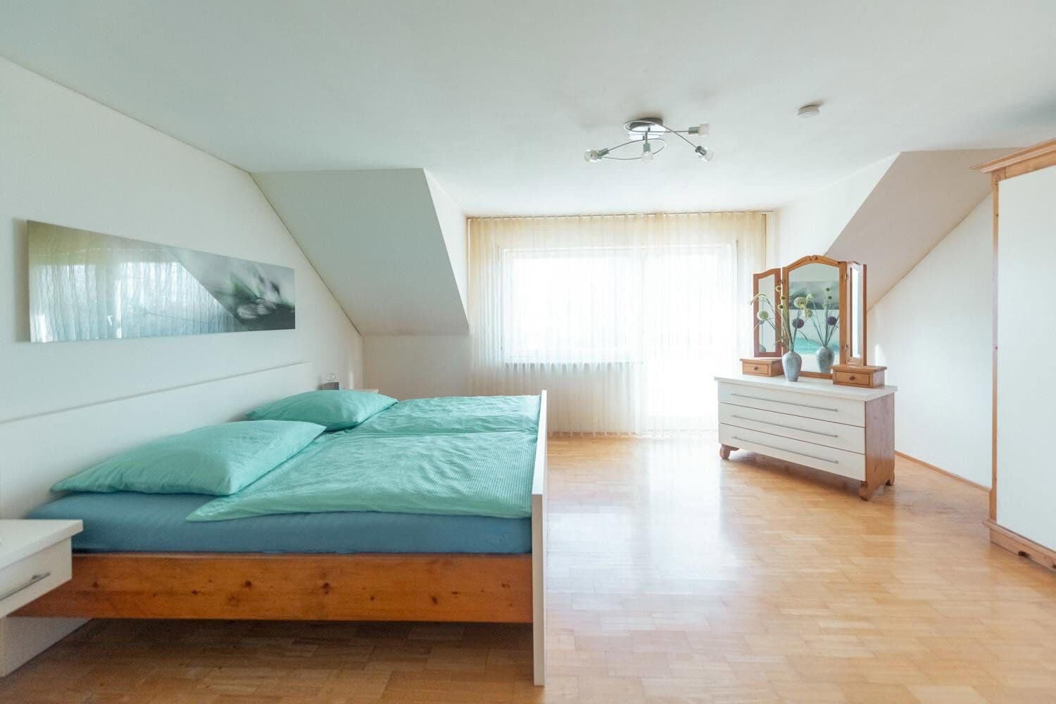 Pronájem domu 130 m², pozemek 151 m², Neumarkt in der Oberpfalz, Bavorsko Pronájem domu 130 m², pozemek 151 m², Neumarkt in der Oberpfalz, Bavorsko