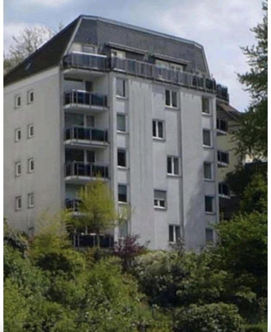 Prodej bytu 3+1 83 m², Wuppertal, Severní Porýní-Vestfálsko Prodej bytu 3+1 83 m², Wuppertal, Severní Porýní-Vestfálsko