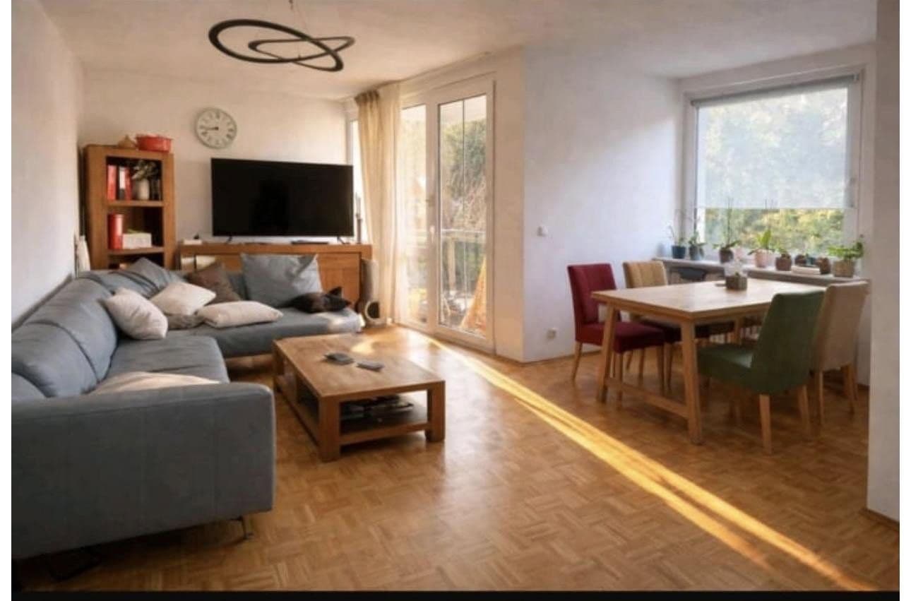 Prodej bytu 3+1 83 m², Wuppertal, Severní Porýní-Vestfálsko Prodej bytu 3+1 83 m², Wuppertal, Severní Porýní-Vestfálsko