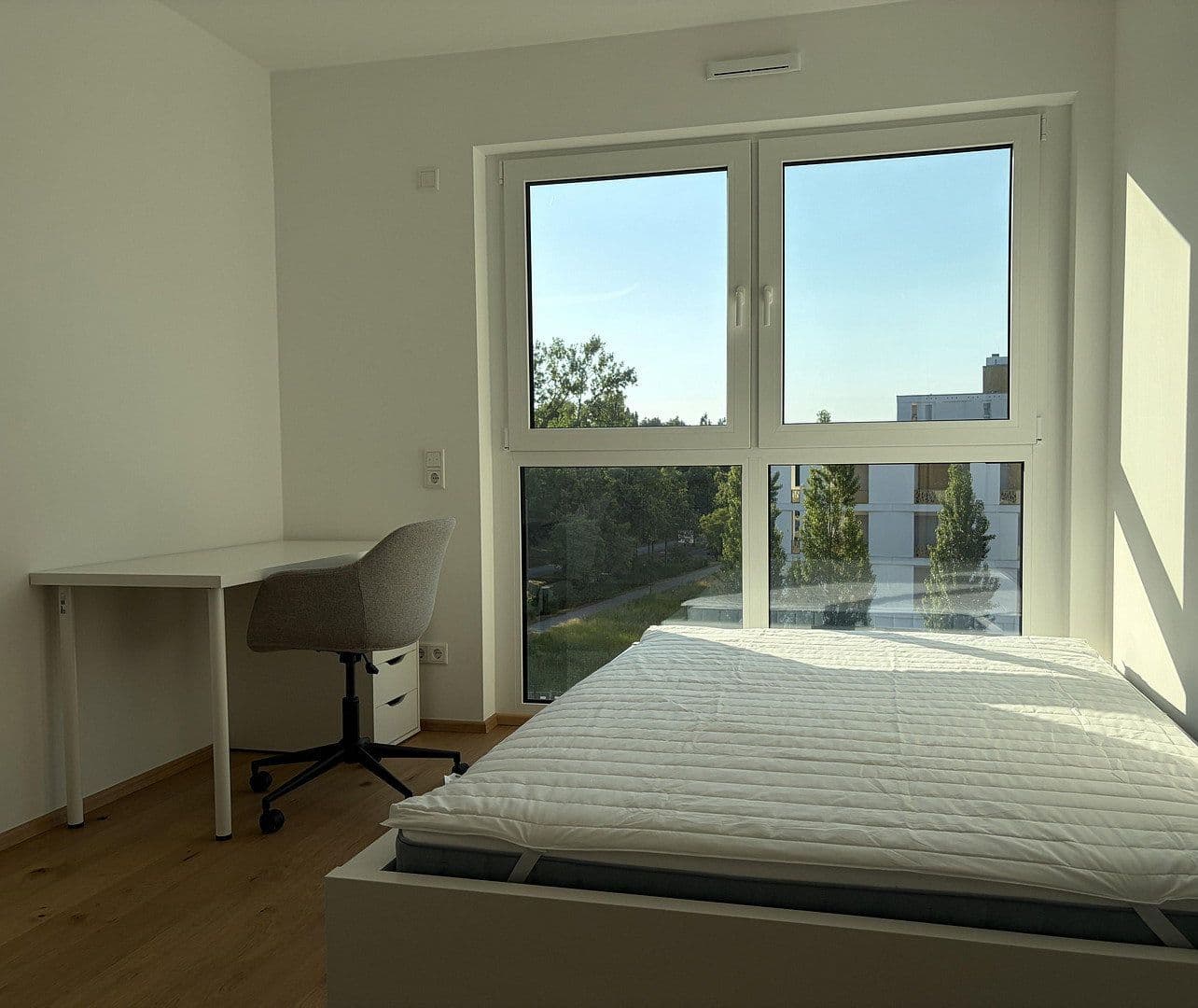 Pronájem bytu 1+1 20 m², Otto-Hahn-Straße 40, Regensburg, Bavorsko Pronájem bytu 1+1 20 m², Otto-Hahn-Straße 40, Regensburg, Bavorsko