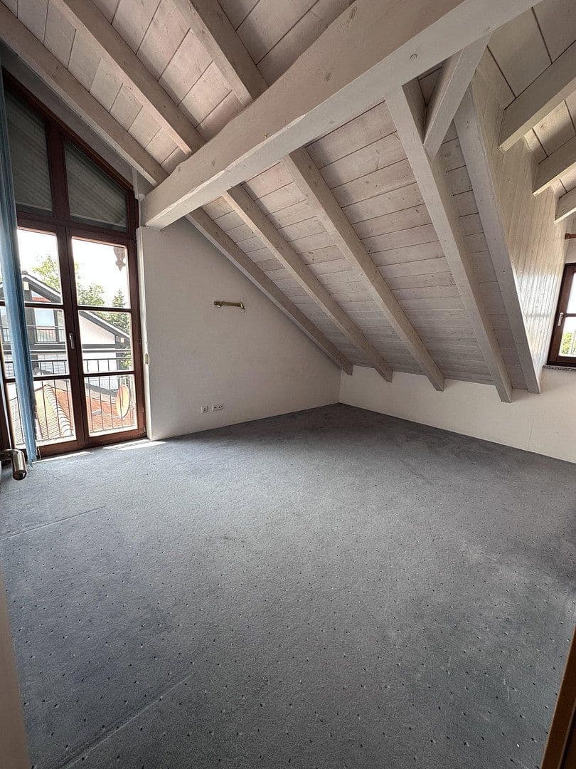 Prodej domu 226 m², pozemek 378 m², Hofolding, Bavorsko Prodej domu 226 m², pozemek 378 m², Hofolding, Bavorsko