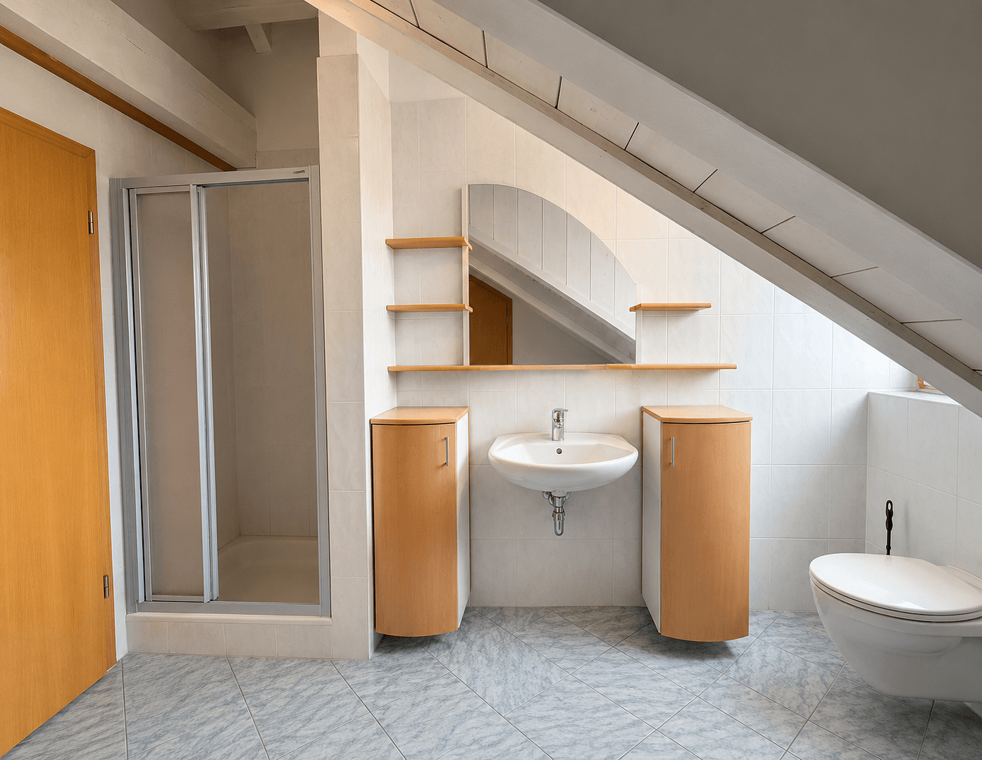 Prodej domu 226 m², pozemek 378 m², Hofolding, Bavorsko Prodej domu 226 m², pozemek 378 m², Hofolding, Bavorsko