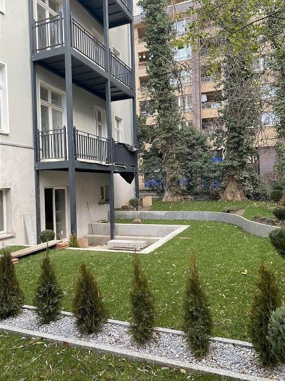 Pronájem bytu 3+1 86 m², Schloßstr. 69, Berlin, Berlín Pronájem bytu 3+1 86 m², Schloßstr. 69, Berlin, Berlín