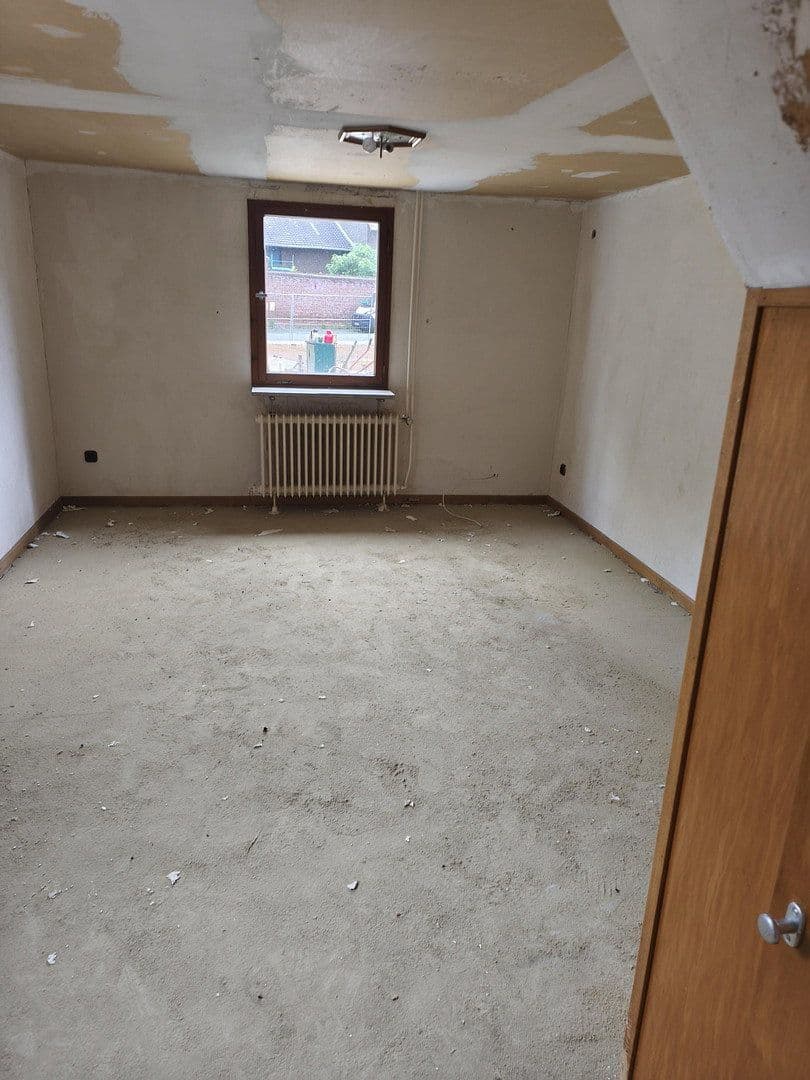 Prodej domu 190 m², pozemek 350 m², Mönchengladbach, Severní Porýní-Vestfálsko Prodej domu 190 m², pozemek 350 m², Mönchengladbach, Severní Porýní-Vestfálsko