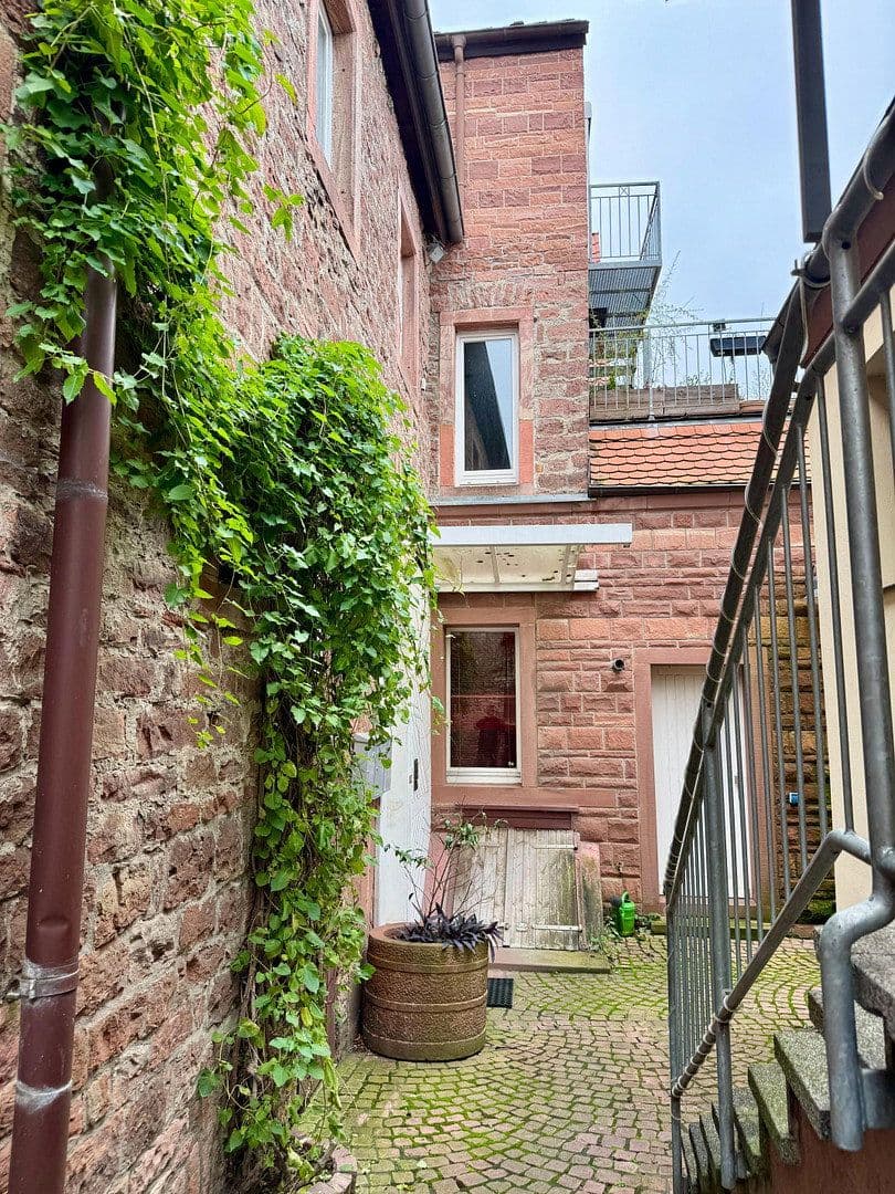 Prodej domu 231 m², pozemek 247 m², Hauptstraße 260, Miltenberg, Bavorsko Prodej domu 231 m², pozemek 247 m², Hauptstraße 260, Miltenberg, Bavorsko