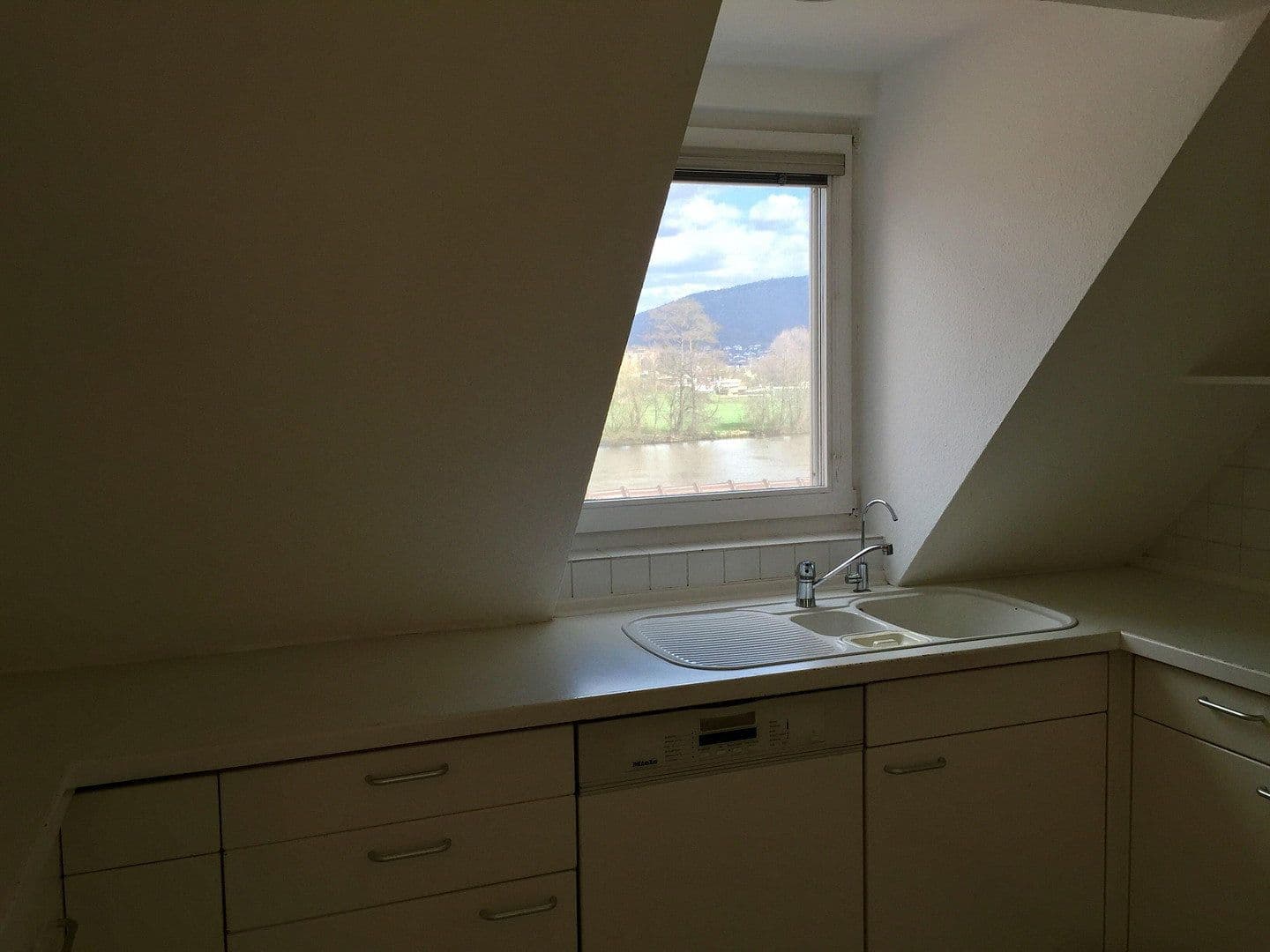 Prodej domu 231 m², pozemek 247 m², Hauptstraße 260, Miltenberg, Bavorsko Prodej domu 231 m², pozemek 247 m², Hauptstraße 260, Miltenberg, Bavorsko