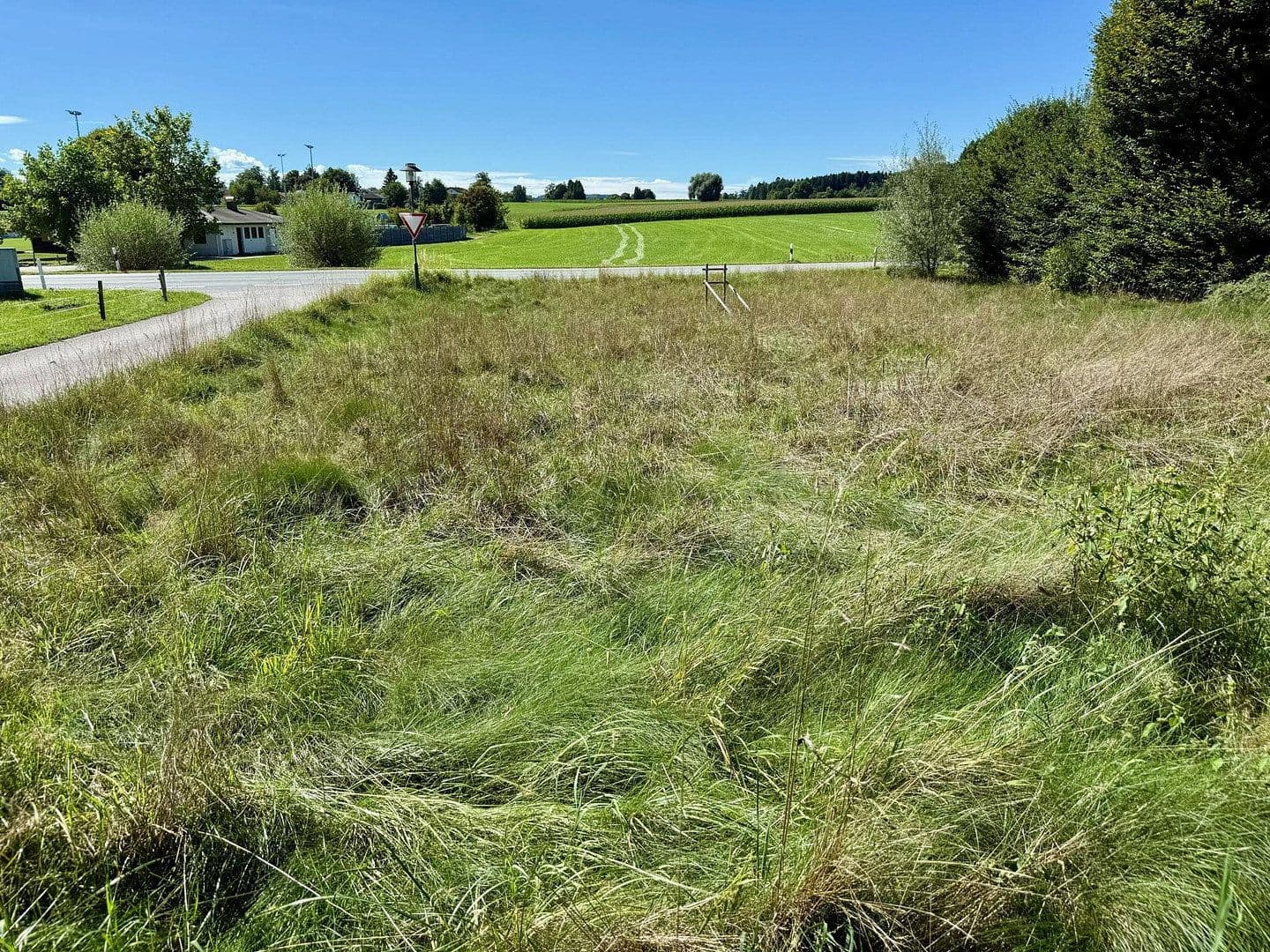 Prodej pozemku 890 m², Breitbrunn am Chiemsee, Bavorsko Prodej pozemku 890 m², Breitbrunn am Chiemsee, Bavorsko