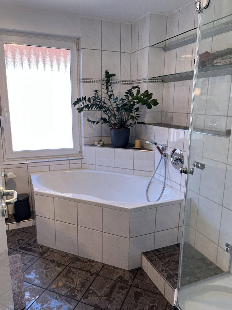 Prodej bytu 3+kk 80 m², Wendlingen am Neckar, Bádensko-Württembersko Prodej bytu 3+kk 80 m², Wendlingen am Neckar, Bádensko-Württembersko