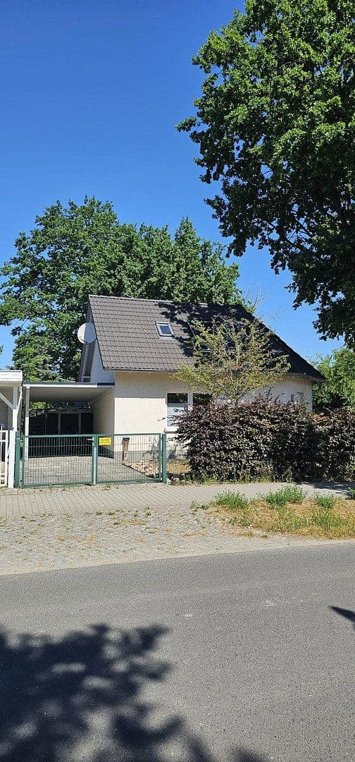 Prodej domu 130 m², pozemek 525 m², Puschkinstraße 19a, Königs Wusterhausen, Braniborsko Prodej domu 130 m², pozemek 525 m², Puschkinstraße 19a, Königs Wusterhausen, Braniborsko