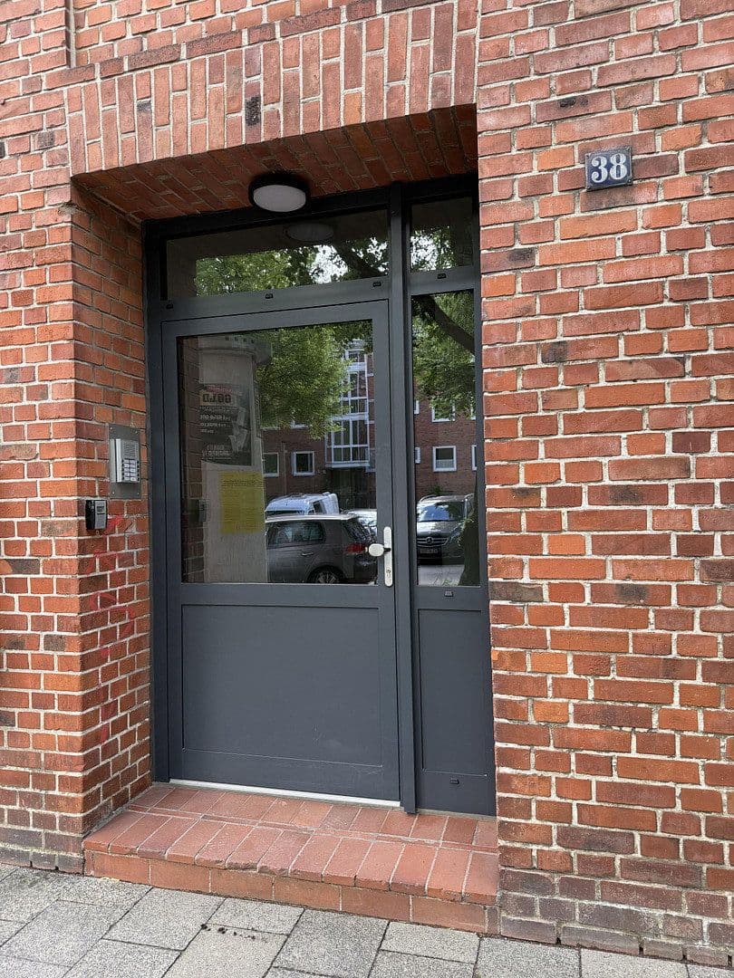 Pronájem bytu 2+1 46 m², Projensdorferstraße 38, Kiel, Šlesvicko-Holštýnsko Pronájem bytu 2+1 46 m², Projensdorferstraße 38, Kiel, Šlesvicko-Holštýnsko