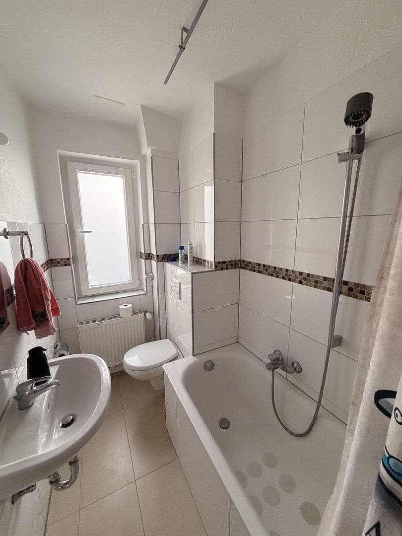 Pronájem bytu 3+1 65 m², Bilker Allee 10, Düsseldorf, Severní Porýní-Vestfálsko Pronájem bytu 3+1 65 m², Bilker Allee 10, Düsseldorf, Severní Porýní-Vestfálsko