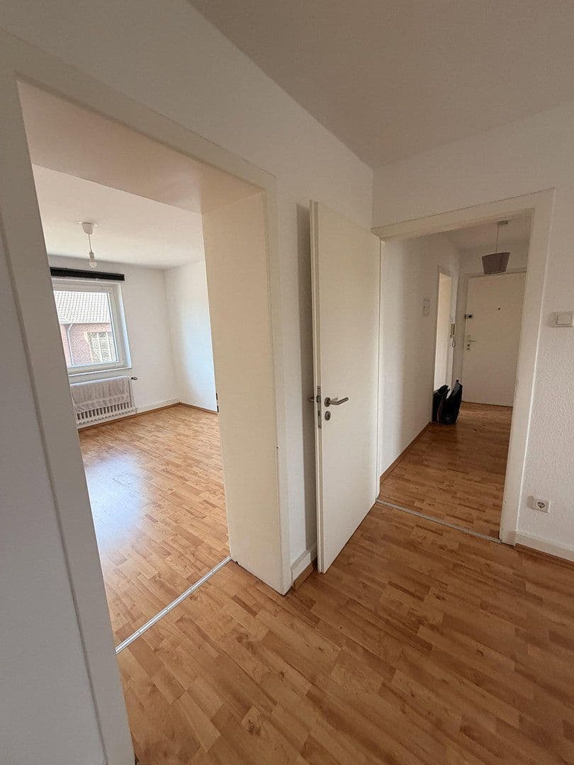 Pronájem bytu 3+1 65 m², Bilker Allee 10, Düsseldorf, Severní Porýní-Vestfálsko Pronájem bytu 3+1 65 m², Bilker Allee 10, Düsseldorf, Severní Porýní-Vestfálsko