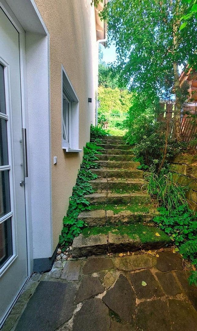 Prodej domu 180 m², pozemek 1.952 m², Gaggenau, Bádensko-Württembersko Prodej domu 180 m², pozemek 1.952 m², Gaggenau, Bádensko-Württembersko