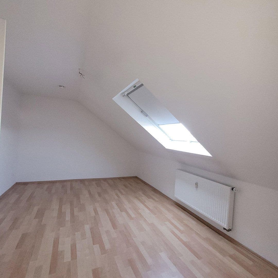 Pronájem bytu 1+kk 43 m², Bergisch Gladbach, Severní Porýní-Vestfálsko Pronájem bytu 1+kk 43 m², Bergisch Gladbach, Severní Porýní-Vestfálsko