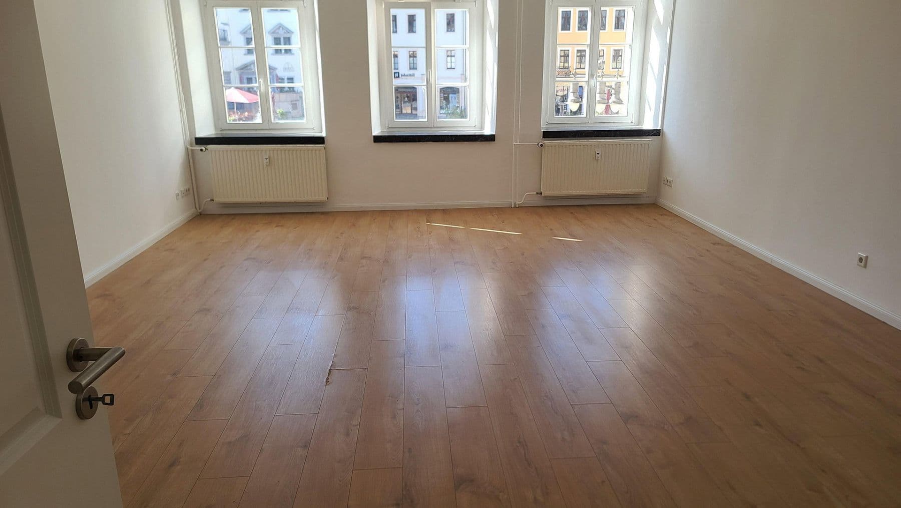 Pronájem bytu 3+1 108 m², Markt 11, Gera, Durynsko Pronájem bytu 3+1 108 m², Markt 11, Gera, Durynsko
