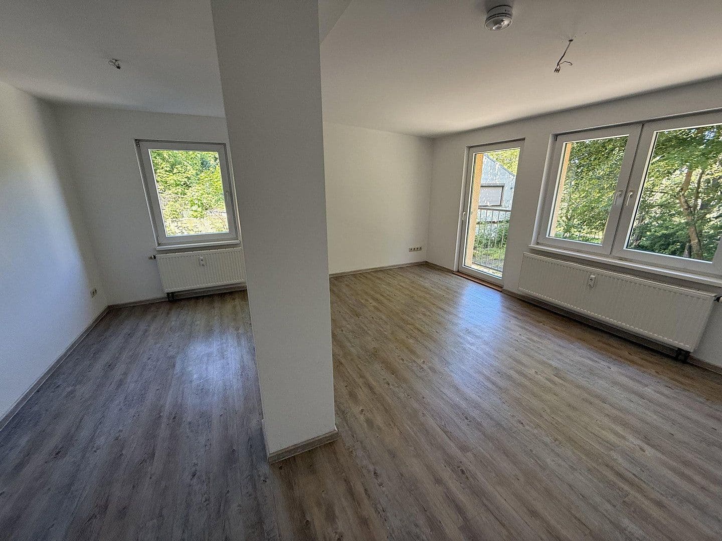 Pronájem bytu 2+1 72 m², Hallesche Straße 73a, Naumburg (Saale), Sasko-Anhaltsko Pronájem bytu 2+1 72 m², Hallesche Straße 73a, Naumburg (Saale), Sasko-Anhaltsko