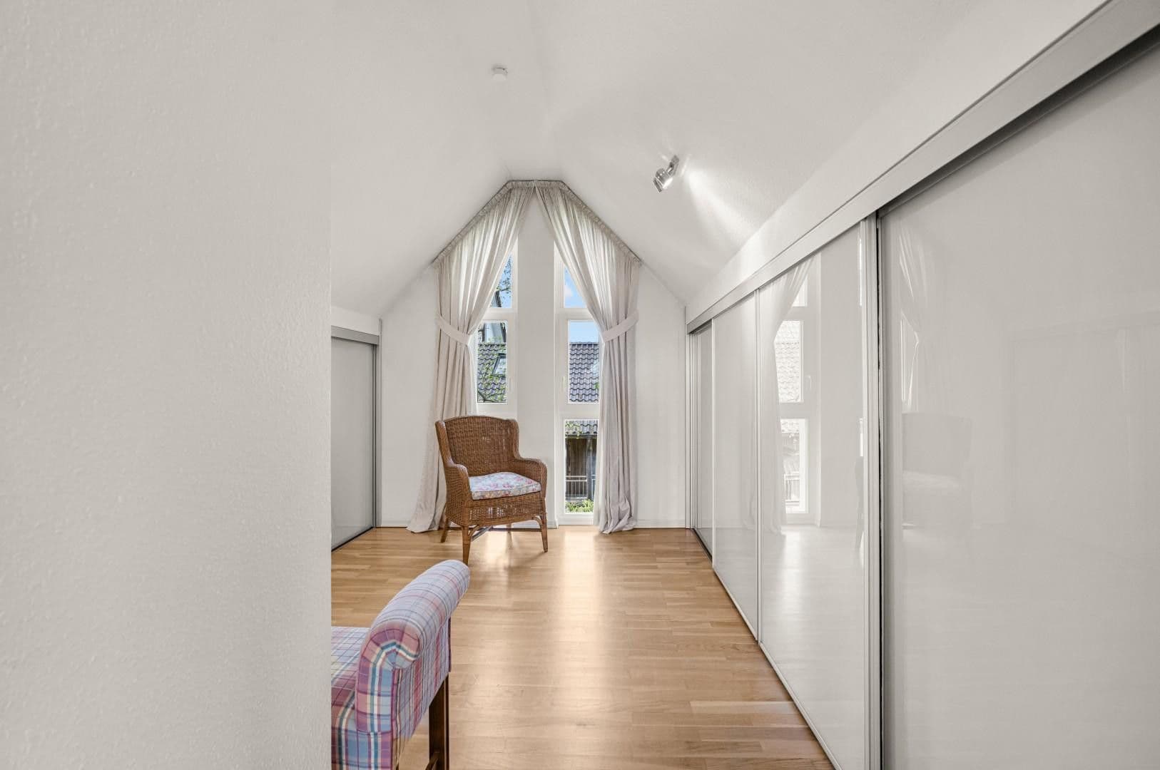 Prodej domu 170 m², pozemek 984 m², Hannover, Dolní Sasko Prodej domu 170 m², pozemek 984 m², Hannover, Dolní Sasko