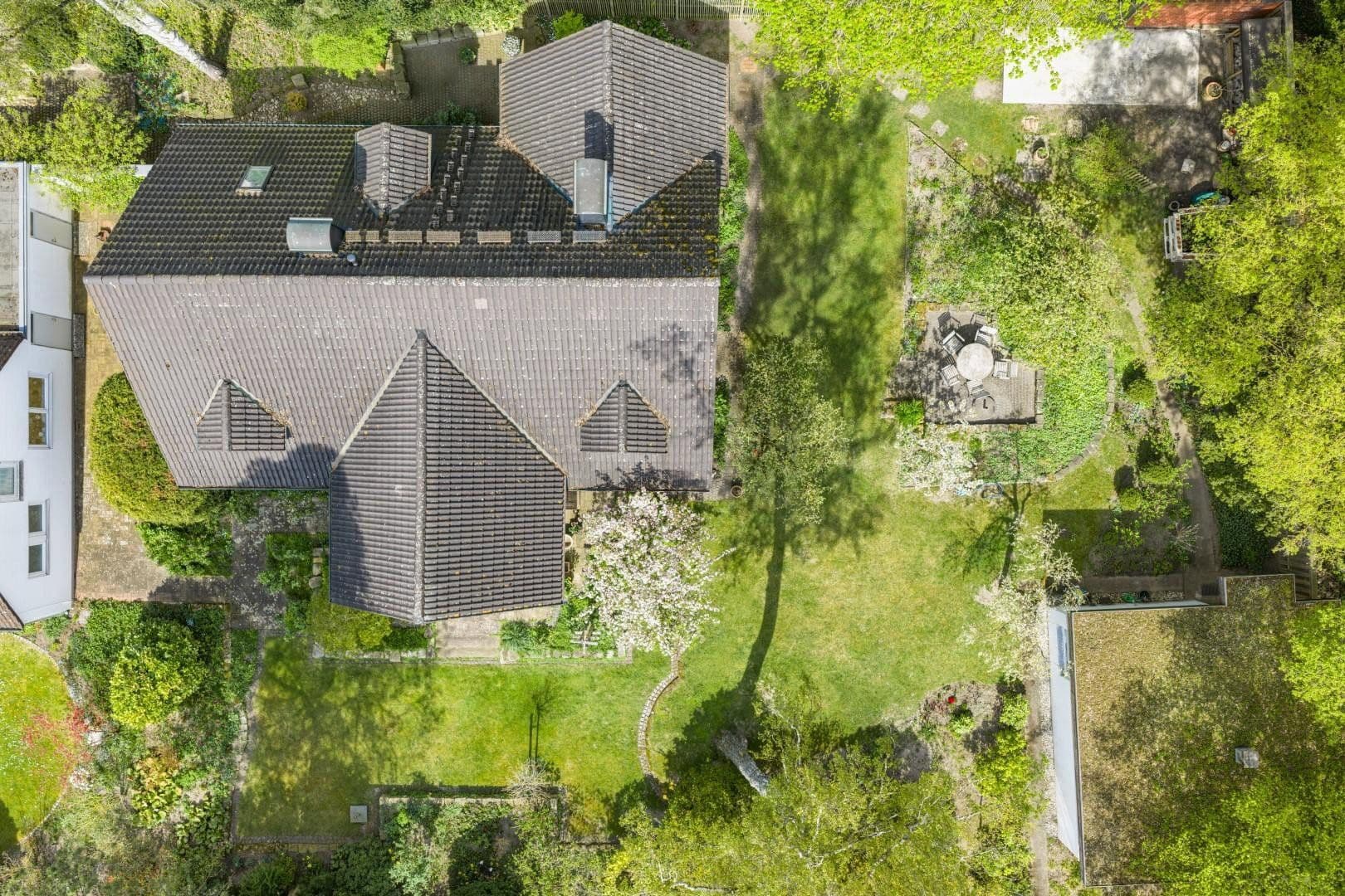 Prodej domu 170 m², pozemek 984 m², Hannover, Dolní Sasko Prodej domu 170 m², pozemek 984 m², Hannover, Dolní Sasko