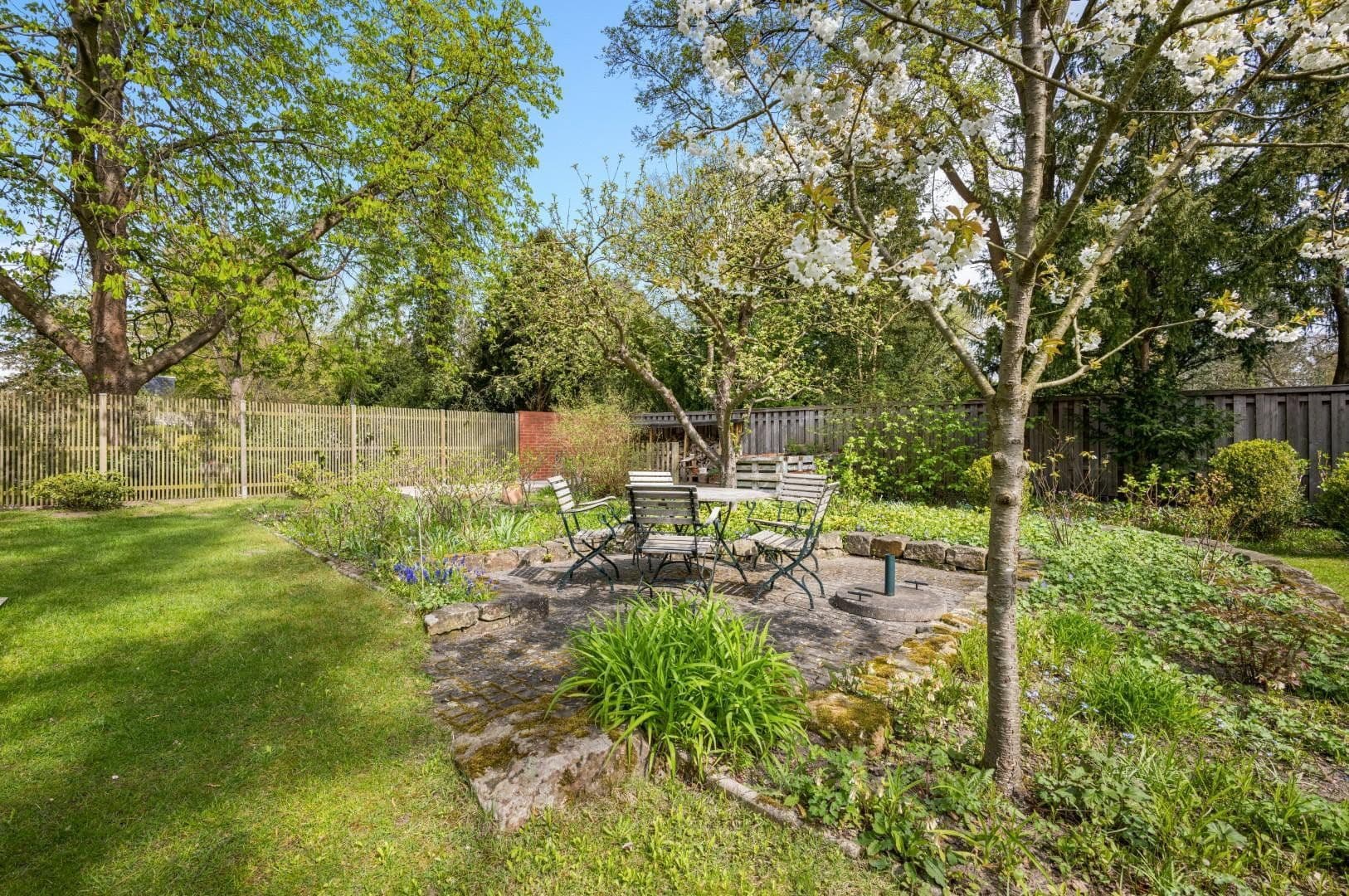 Prodej domu 170 m², pozemek 984 m², Hannover, Dolní Sasko Prodej domu 170 m², pozemek 984 m², Hannover, Dolní Sasko