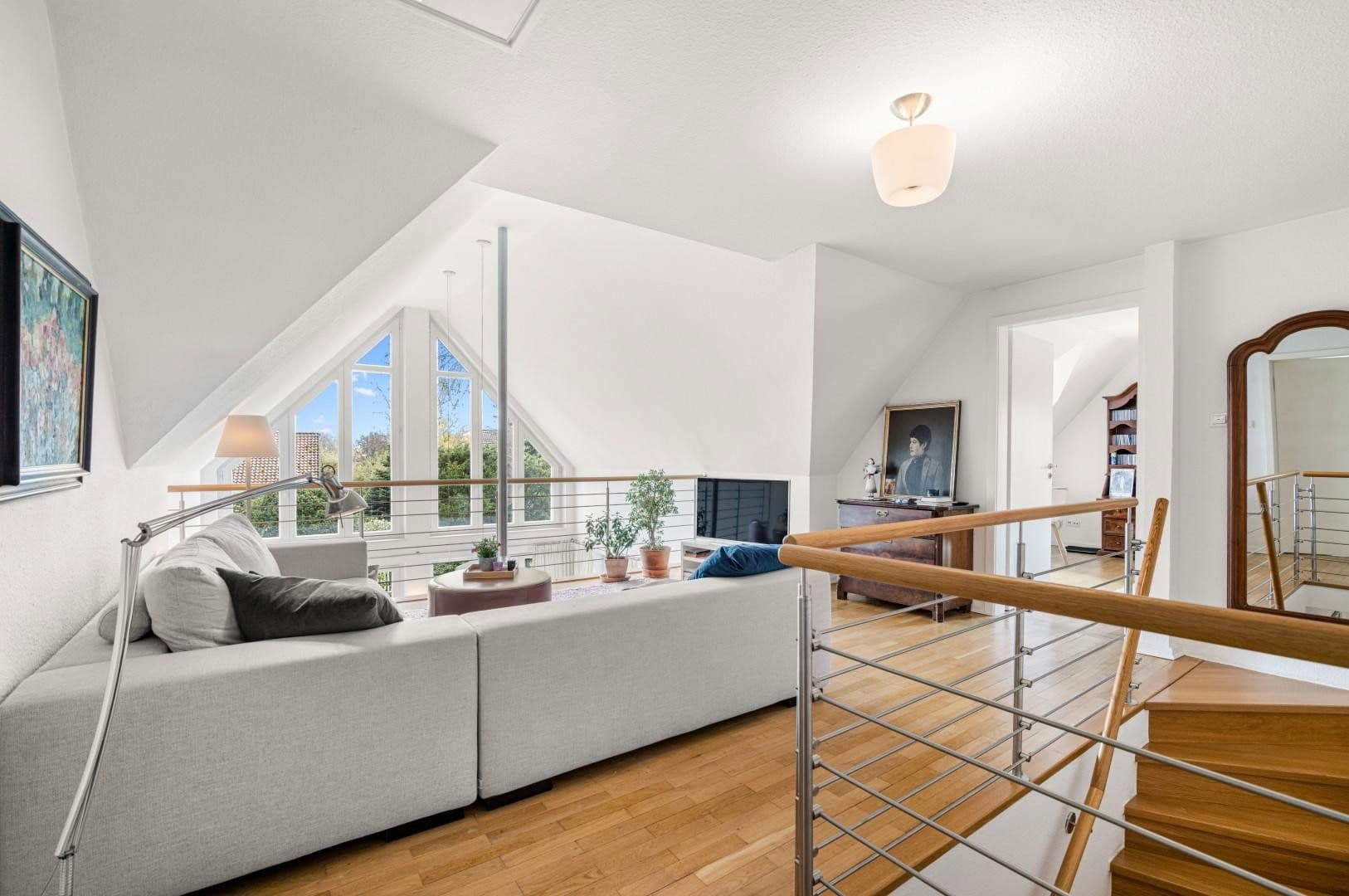 Prodej domu 170 m², pozemek 984 m², Hannover, Dolní Sasko Prodej domu 170 m², pozemek 984 m², Hannover, Dolní Sasko