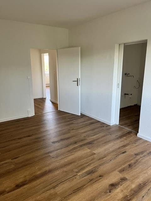 Pronájem bytu 3+1 61 m², Olof-Palme-Str. 15, Rostock, Mecklenburg-Vorpommern Pronájem bytu 3+1 61 m², Olof-Palme-Str. 15, Rostock, Mecklenburg-Vorpommern
