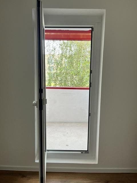 Pronájem bytu 3+1 61 m², Olof-Palme-Str. 15, Rostock, Mecklenburg-Vorpommern Pronájem bytu 3+1 61 m², Olof-Palme-Str. 15, Rostock, Mecklenburg-Vorpommern