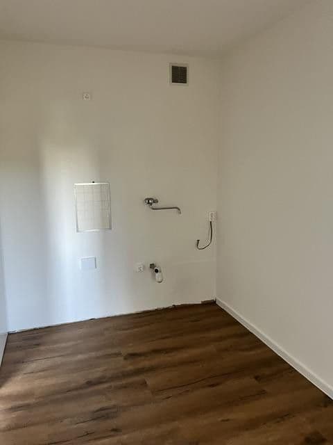 Pronájem bytu 3+1 61 m², Olof-Palme-Str. 15, Rostock, Mecklenburg-Vorpommern Pronájem bytu 3+1 61 m², Olof-Palme-Str. 15, Rostock, Mecklenburg-Vorpommern
