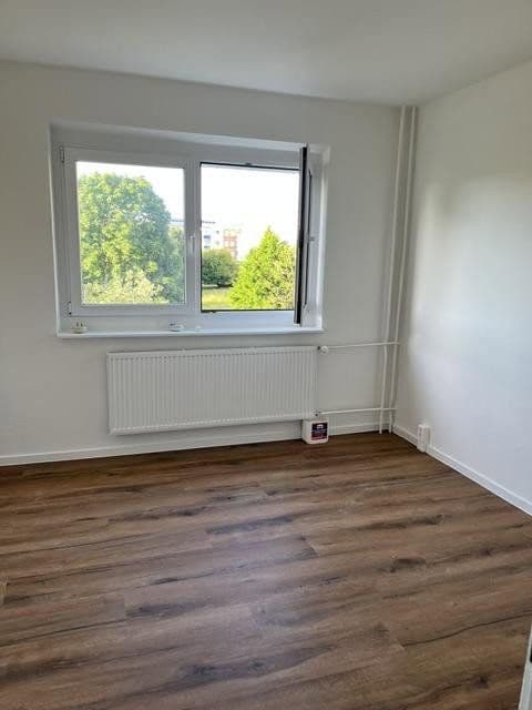 Pronájem bytu 3+1 61 m², Olof-Palme-Str. 15, Rostock, Mecklenburg-Vorpommern Pronájem bytu 3+1 61 m², Olof-Palme-Str. 15, Rostock, Mecklenburg-Vorpommern
