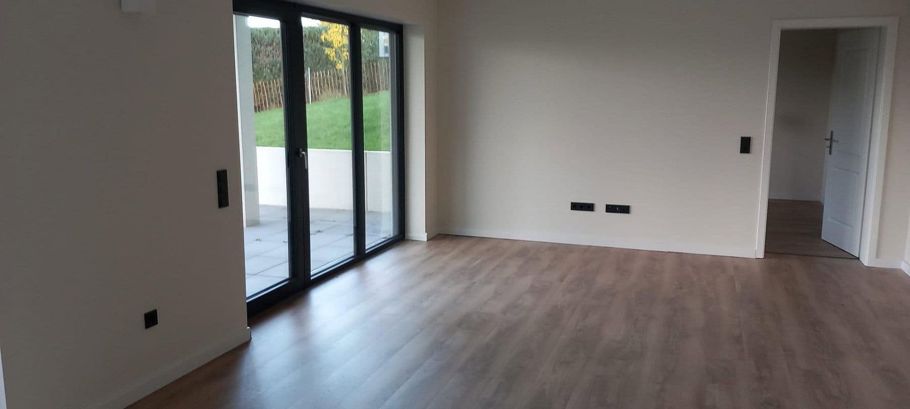 Pronájem bytu 2+1 74 m², Windeck, Severní Porýní-Vestfálsko Pronájem bytu 2+1 74 m², Windeck, Severní Porýní-Vestfálsko