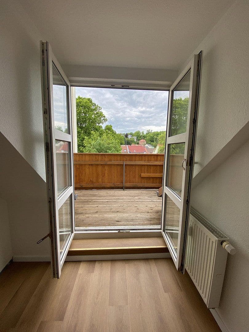 Pronájem bytu 2+1 40 m², Altenburger Straße 7, Schmölln, Durynsko Pronájem bytu 2+1 40 m², Altenburger Straße 7, Schmölln, Durynsko