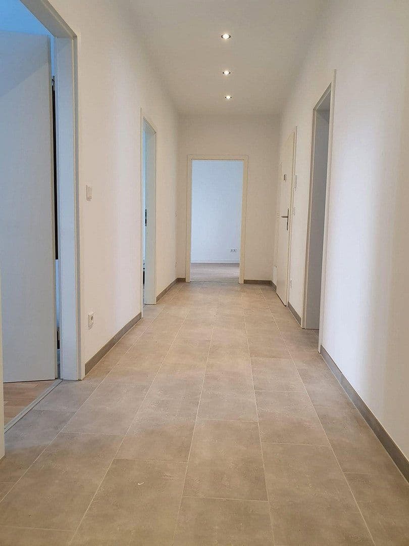 Pronájem bytu 4+1 97 m², Sodenstraße 8, Hannover, Dolní Sasko Pronájem bytu 4+1 97 m², Sodenstraße 8, Hannover, Dolní Sasko