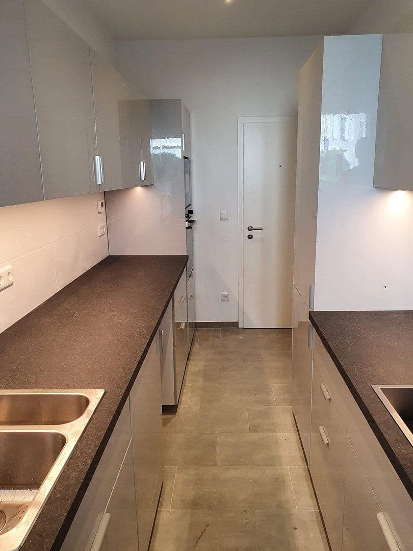 Pronájem bytu 4+1 97 m², Sodenstraße 8, Hannover, Dolní Sasko Pronájem bytu 4+1 97 m², Sodenstraße 8, Hannover, Dolní Sasko