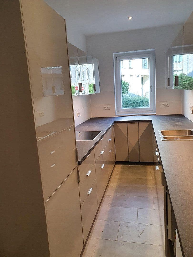 Pronájem bytu 4+1 97 m², Sodenstraße 8, Hannover, Dolní Sasko Pronájem bytu 4+1 97 m², Sodenstraße 8, Hannover, Dolní Sasko