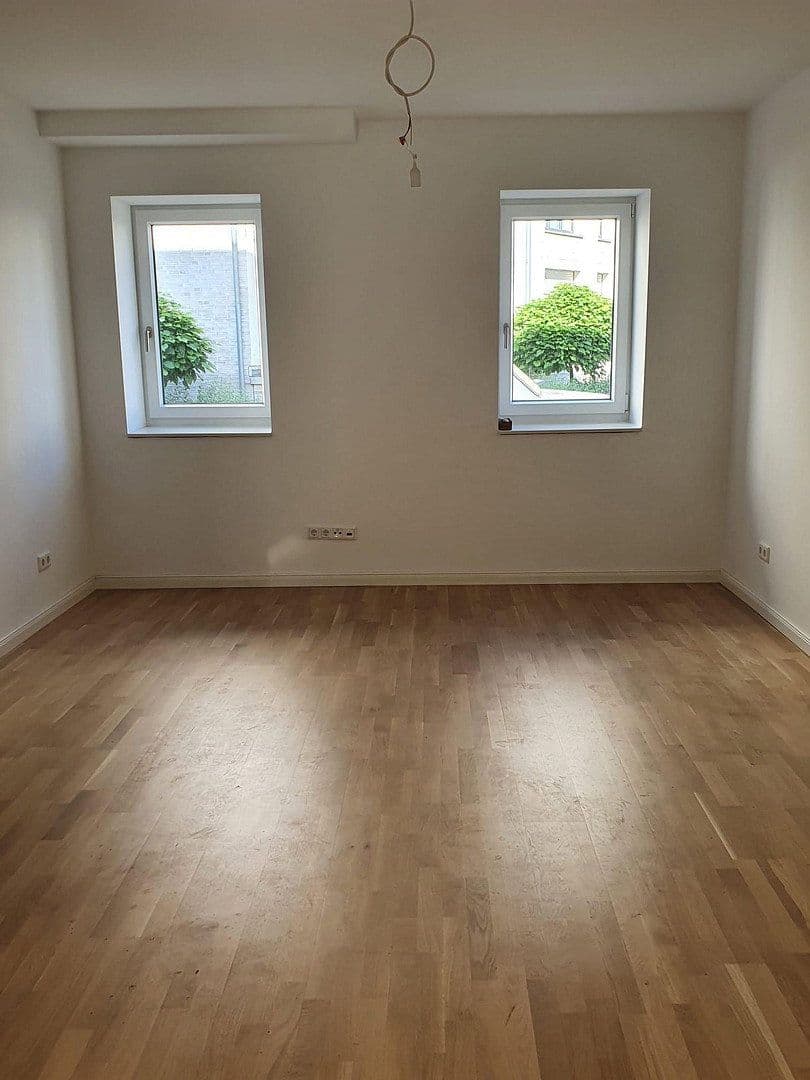 Pronájem bytu 4+1 97 m², Sodenstraße 8, Hannover, Dolní Sasko Pronájem bytu 4+1 97 m², Sodenstraße 8, Hannover, Dolní Sasko
