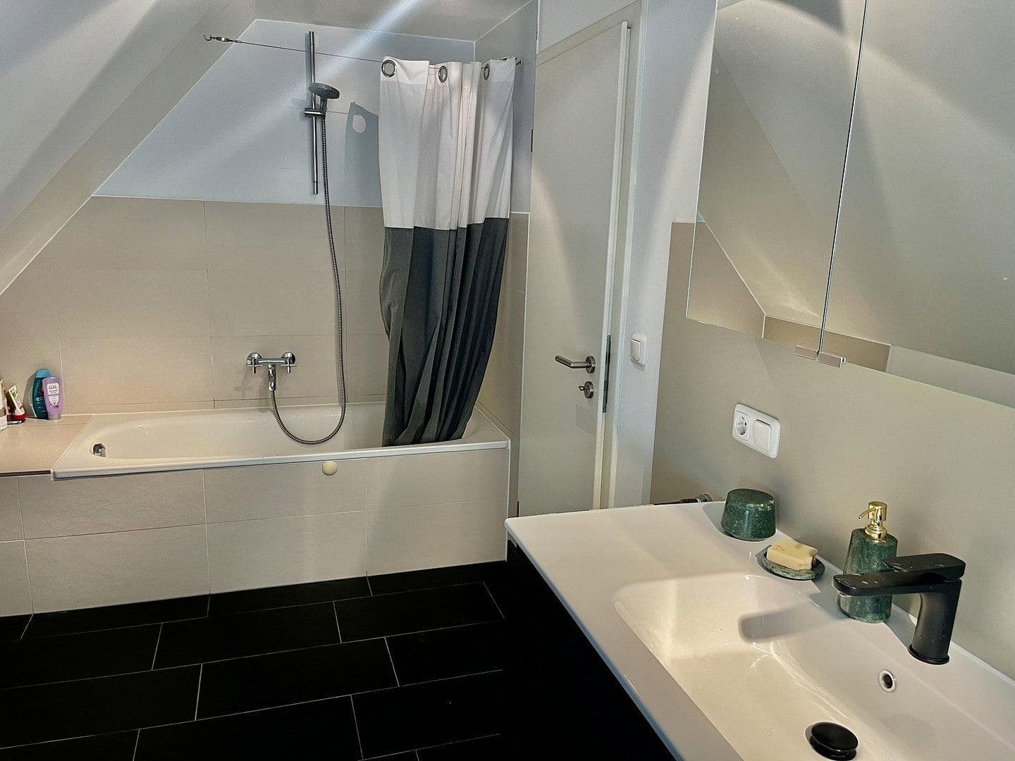 Prodej bytu 3+kk 120 m², Salinenstraße 21, Traunstein, Bavorsko Prodej bytu 3+kk 120 m², Salinenstraße 21, Traunstein, Bavorsko