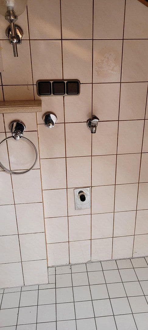 Prodej domu 230 m², pozemek 140 m², Eibelstadt, Bavorsko Prodej domu 230 m², pozemek 140 m², Eibelstadt, Bavorsko