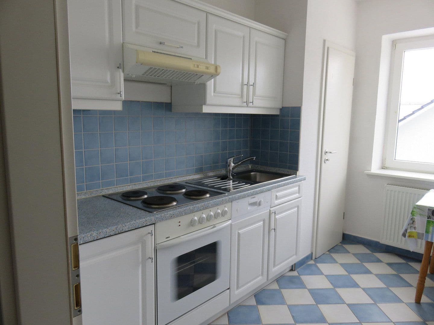 Prodej bytu 3+1 72 m², Hermann-Stöber-Straße 16, Helmstedt, Dolní Sasko Prodej bytu 3+1 72 m², Hermann-Stöber-Straße 16, Helmstedt, Dolní Sasko