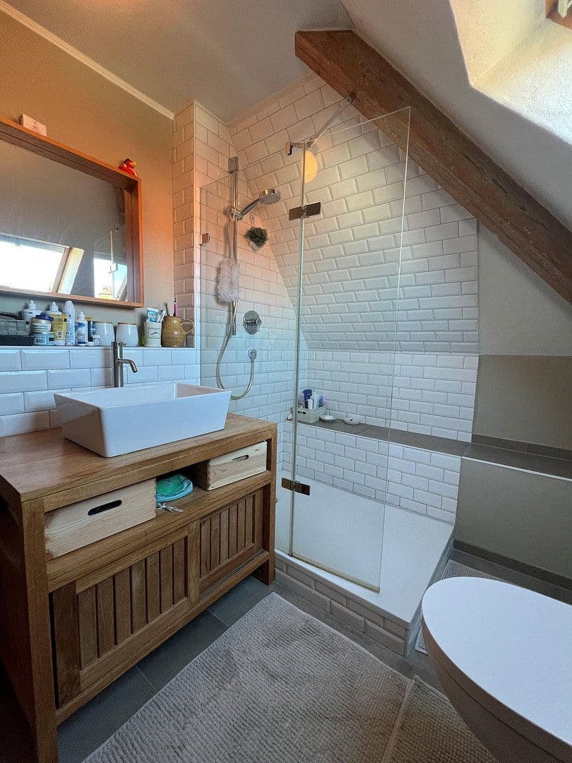 Pronájem bytu 2+kk 69 m², Paulinenstr. 67, 88046 Friedrichshafen, Friedrichshafen, Bádensko-Württembersko Pronájem bytu 2+kk 69 m², Paulinenstr. 67, 88046 Friedrichshafen, Friedrichshafen, Bádensko-Württembersko