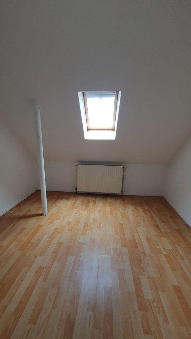 Pronájem bytu 2+kk 69 m², Paulinenstr. 67, 88046 Friedrichshafen, Friedrichshafen, Bádensko-Württembersko Pronájem bytu 2+kk 69 m², Paulinenstr. 67, 88046 Friedrichshafen, Friedrichshafen, Bádensko-Württembersko