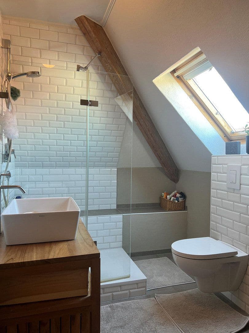 Pronájem bytu 2+kk 69 m², Paulinenstr. 67, 88046 Friedrichshafen, Friedrichshafen, Bádensko-Württembersko Pronájem bytu 2+kk 69 m², Paulinenstr. 67, 88046 Friedrichshafen, Friedrichshafen, Bádensko-Württembersko