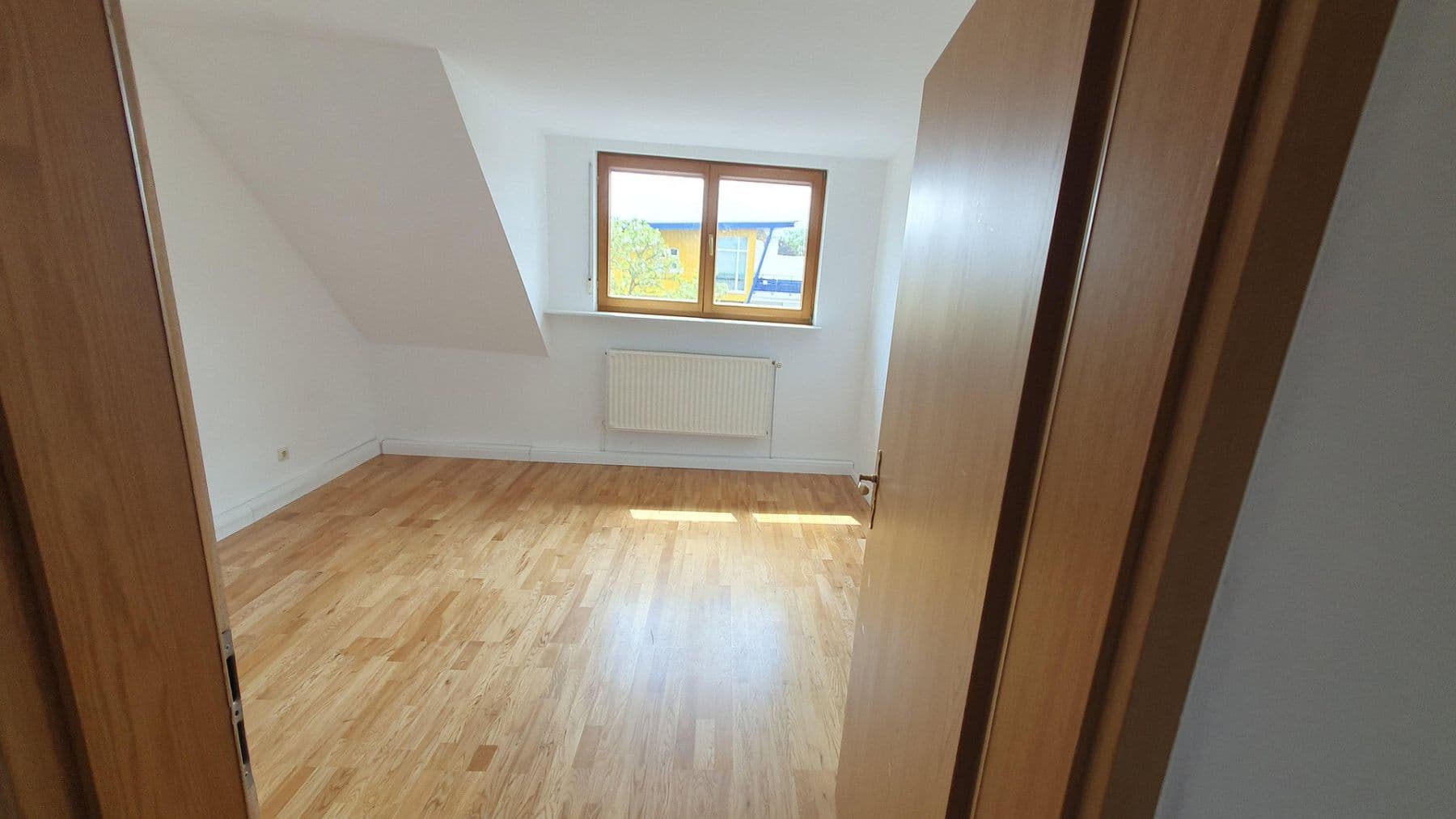 Pronájem bytu 2+kk 69 m², Paulinenstr. 67, 88046 Friedrichshafen, Friedrichshafen, Bádensko-Württembersko Pronájem bytu 2+kk 69 m², Paulinenstr. 67, 88046 Friedrichshafen, Friedrichshafen, Bádensko-Württembersko