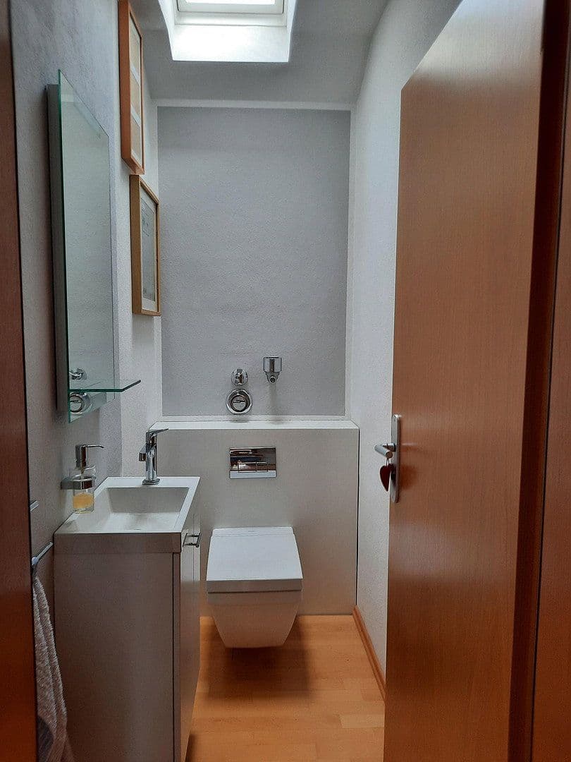 Prodej bytu 3+1 84 m², Finkensteiner Str. 4, Traunreut, Bavorsko Prodej bytu 3+1 84 m², Finkensteiner Str. 4, Traunreut, Bavorsko