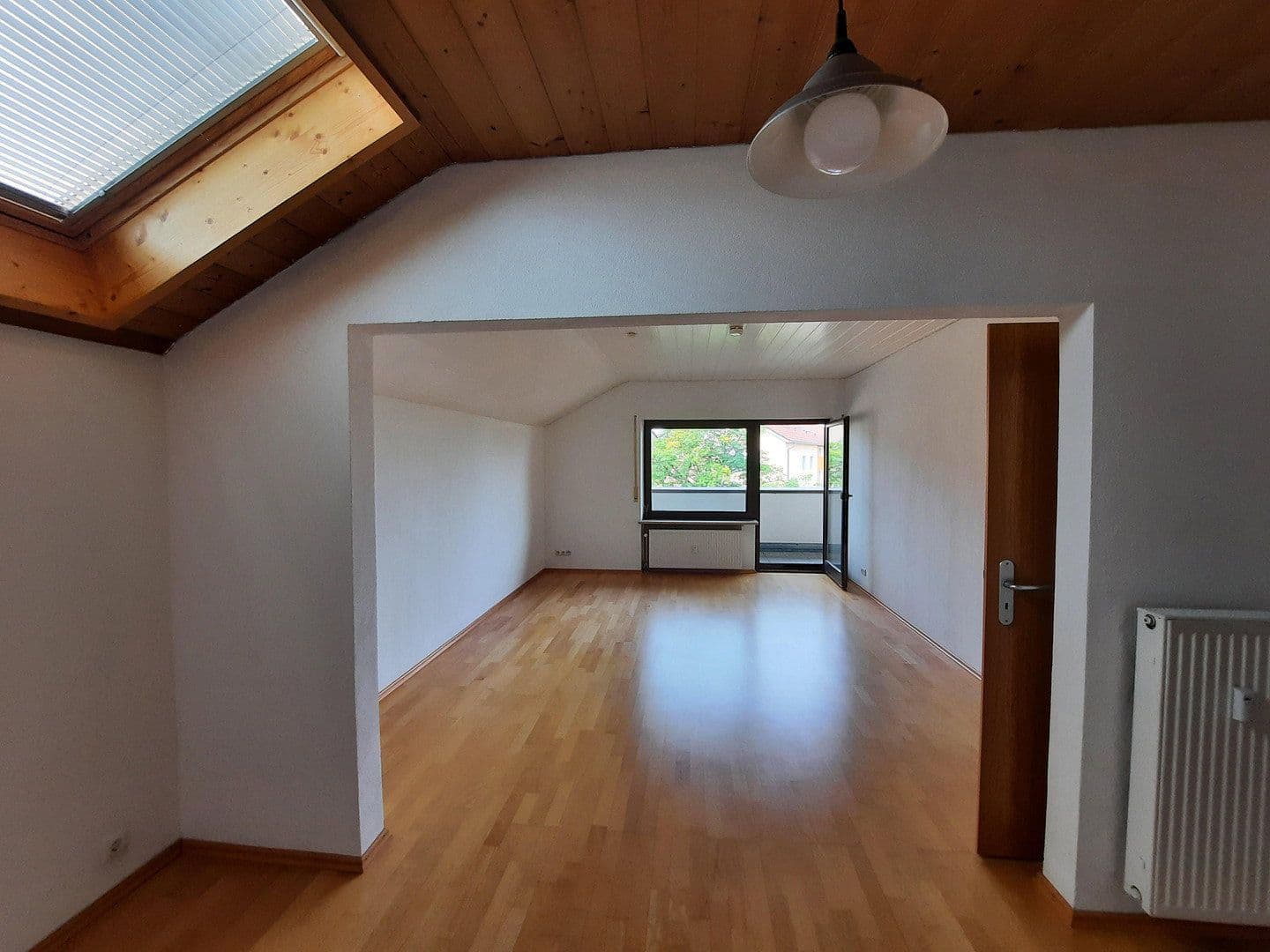 Prodej bytu 3+1 84 m², Finkensteiner Str. 4, Traunreut, Bavorsko Prodej bytu 3+1 84 m², Finkensteiner Str. 4, Traunreut, Bavorsko