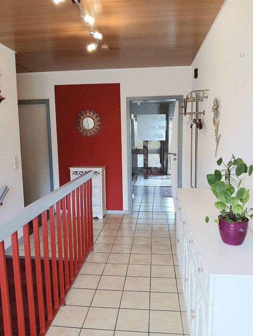 Prodej domu 180 m², pozemek 628 m², Gusenburg, Porýní-Falc Prodej domu 180 m², pozemek 628 m², Gusenburg, Porýní-Falc