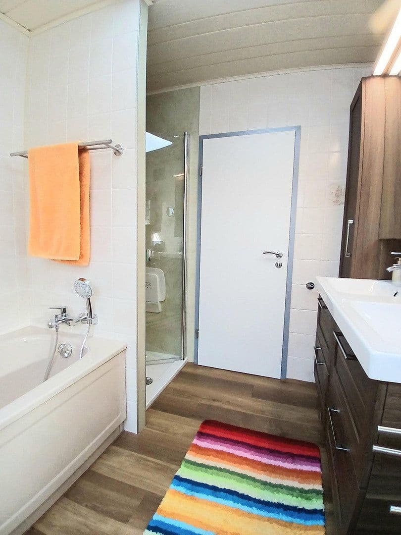 Prodej domu 180 m², pozemek 628 m², Gusenburg, Porýní-Falc Prodej domu 180 m², pozemek 628 m², Gusenburg, Porýní-Falc