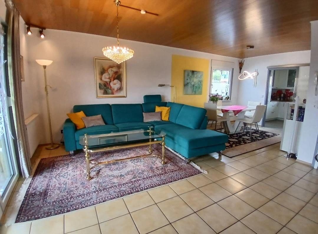 Prodej domu 180 m², pozemek 628 m², Gusenburg, Porýní-Falc Prodej domu 180 m², pozemek 628 m², Gusenburg, Porýní-Falc