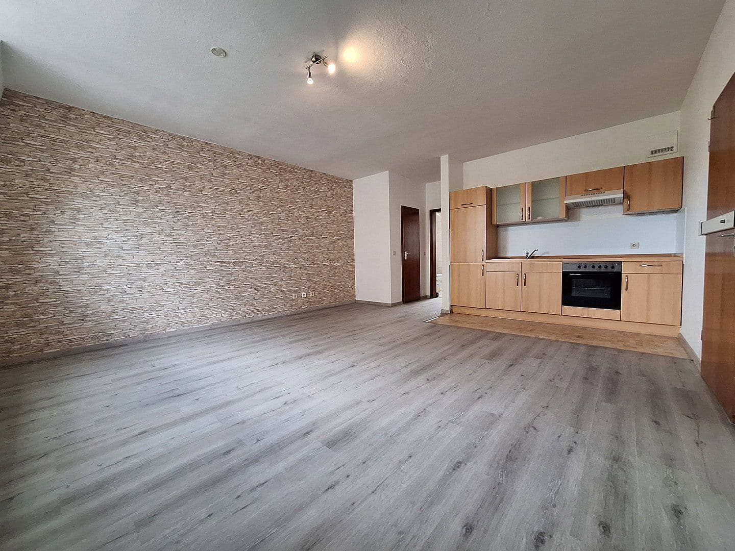 Pronájem bytu 1+1 35 m², Asterweg 3-7, Gießen, Hessen Pronájem bytu 1+1 35 m², Asterweg 3-7, Gießen, Hessen