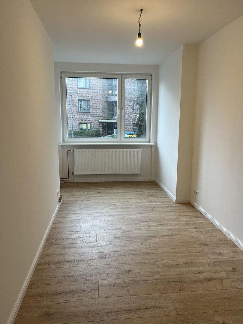 Pronájem bytu 4+1 72 m², Lübeck, Šlesvicko-Holštýnsko Pronájem bytu 4+1 72 m², Lübeck, Šlesvicko-Holštýnsko