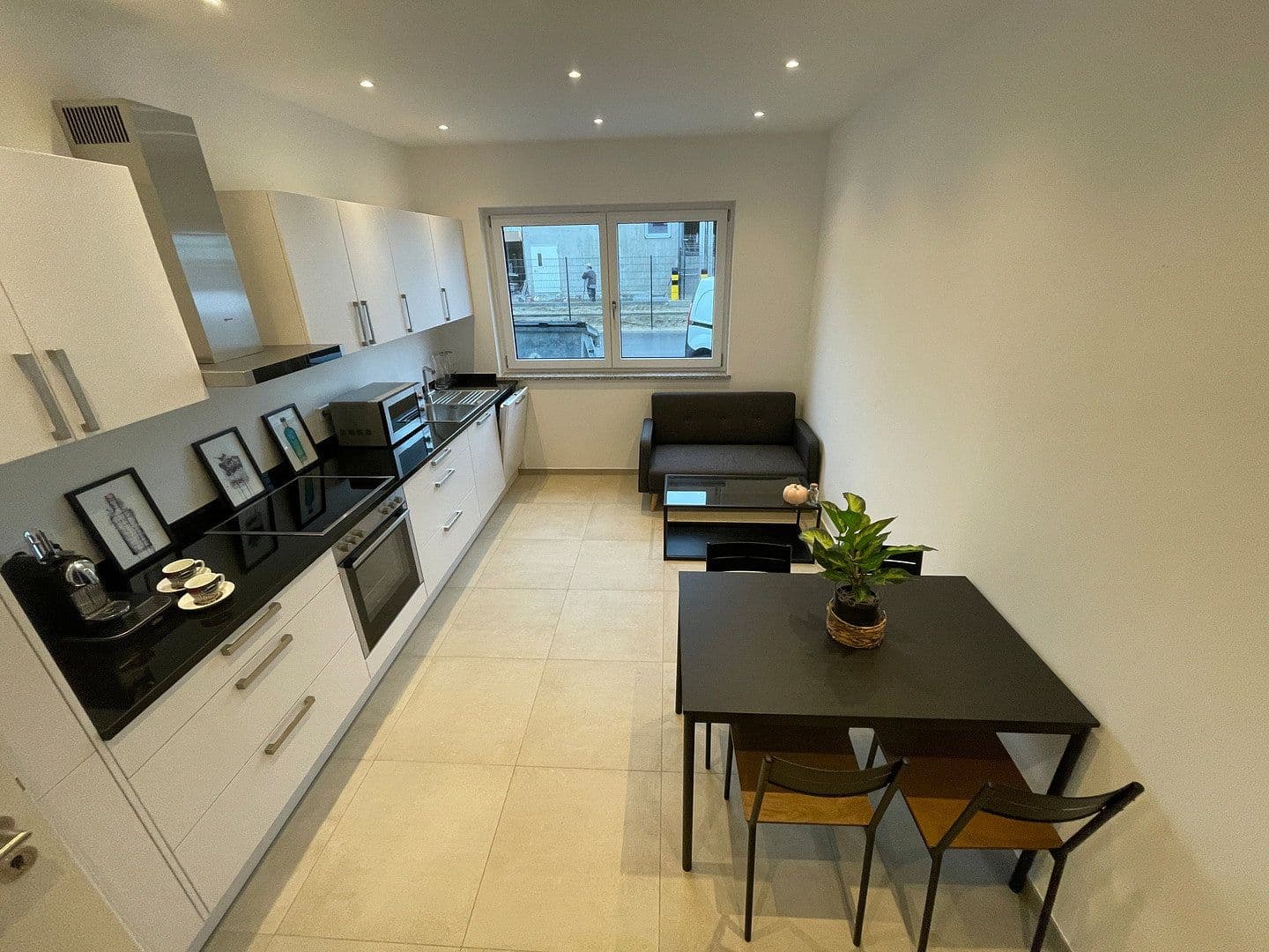 Pronájem kanceláře 35 m², Hermann-Oberth-Straße 23, Putzbrunn, Bavorsko Pronájem kanceláře 35 m², Hermann-Oberth-Straße 23, Putzbrunn, Bavorsko